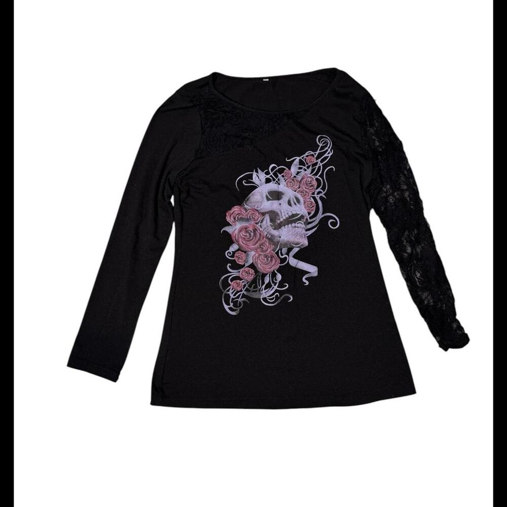Black lace long sleeve top‎